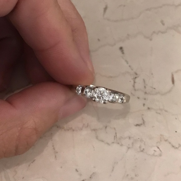 Wedding Ring Set - Picture 4 of 6